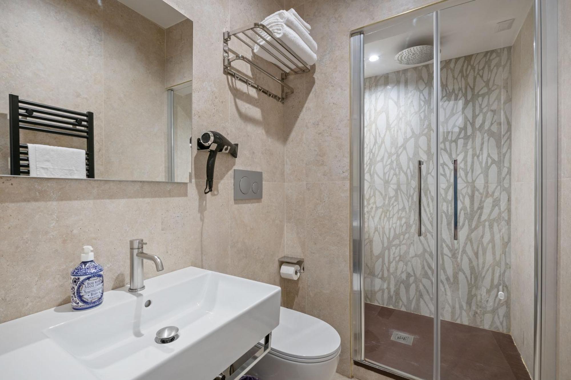 Joyful 148 Luxury Guest House Powered By Joyful Termini Boutique Guest House Řím Exteriér fotografie